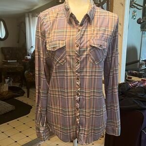 Passport women’s plaid blouse, size XL. In excellent condition.